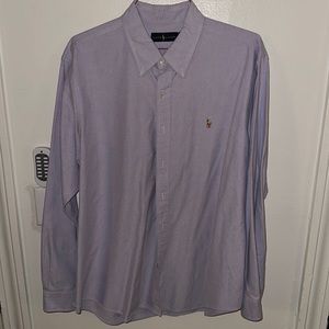 Men’s polo Oxford, light purple, great condition and is routinely dry cleaned